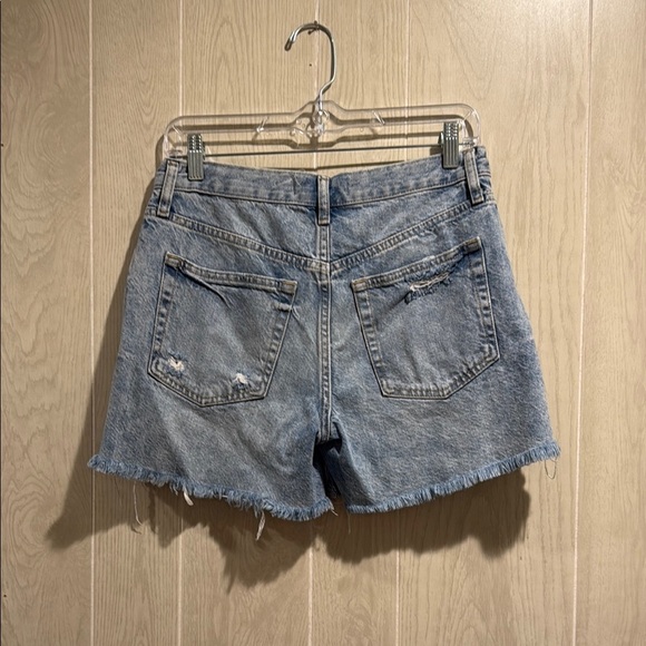 We The Free High Rise Distressed, Raw Hem Jean Shorts - Picture 3 of 9